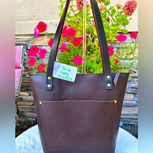 PLG Grizzly Small Zip Tote, EUC